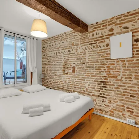 Hippolyte - Appt Avec Terrasse Couverte *